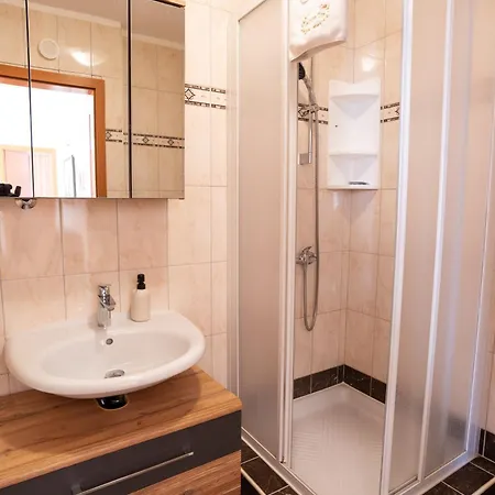 Ana بيت ضيافة باشْكا