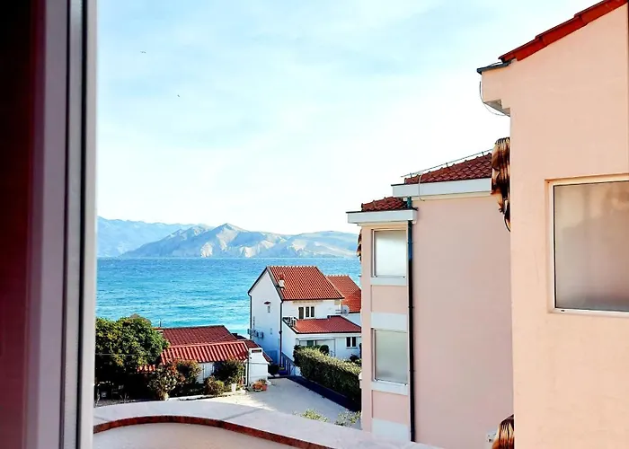 Ana 3* Baška