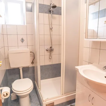 Ana Guest house