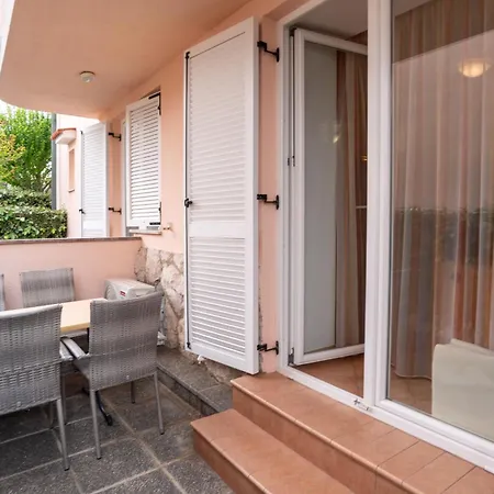 Ana Guest house *